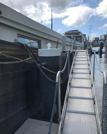 The Ship's Cabin * אמסטרדם